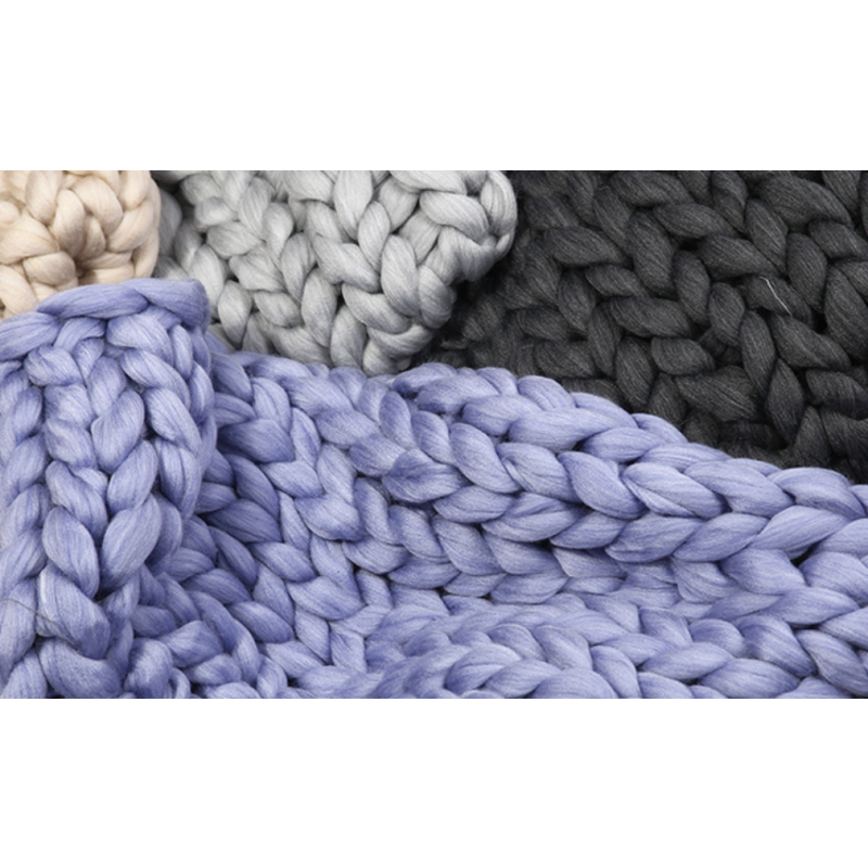 Throw Blanket Supplier - Wholesale Handmade Thick Knit