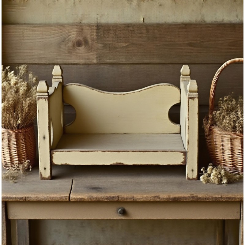 Wooden Pet Bed Manufacturer - Scalloped Headboard Design