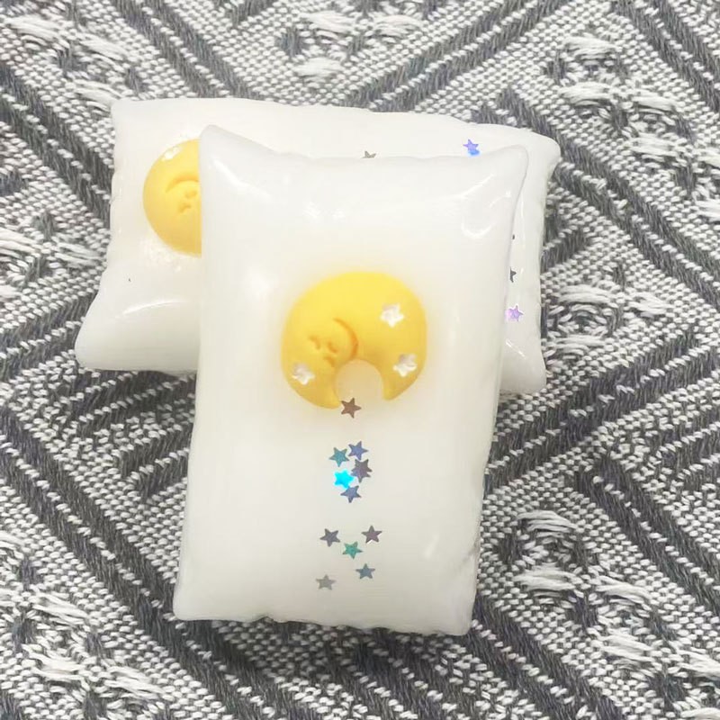 Stress Ball Manufacturer - OEM Quilt Squeeze Pillow