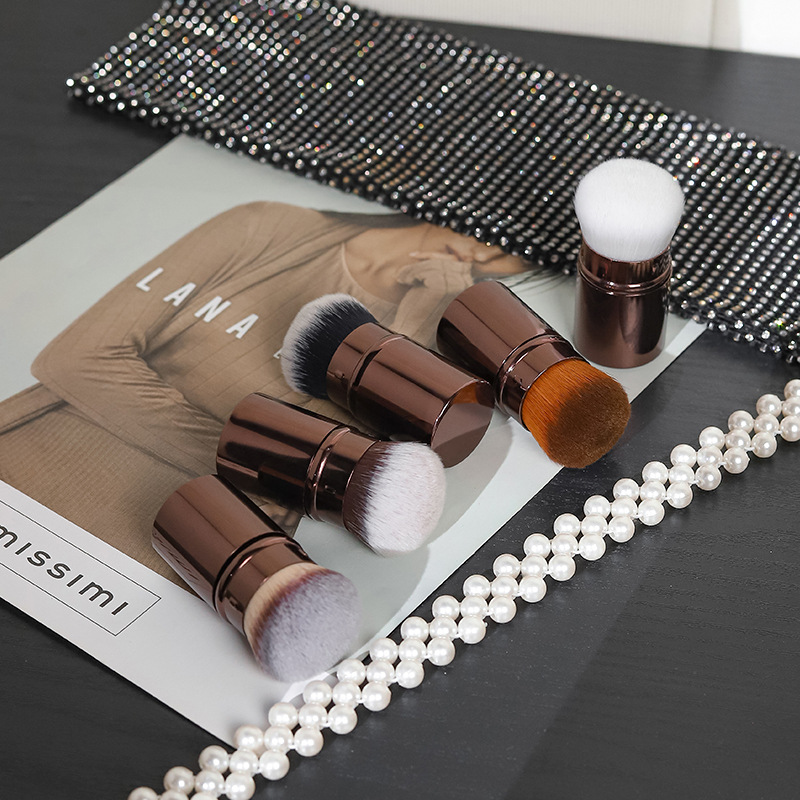 Factory Direct Portable Professional Makeup Luxury Vegan Foundation Short Handle Synthetic Hourglass Series Cosmetics Brushes