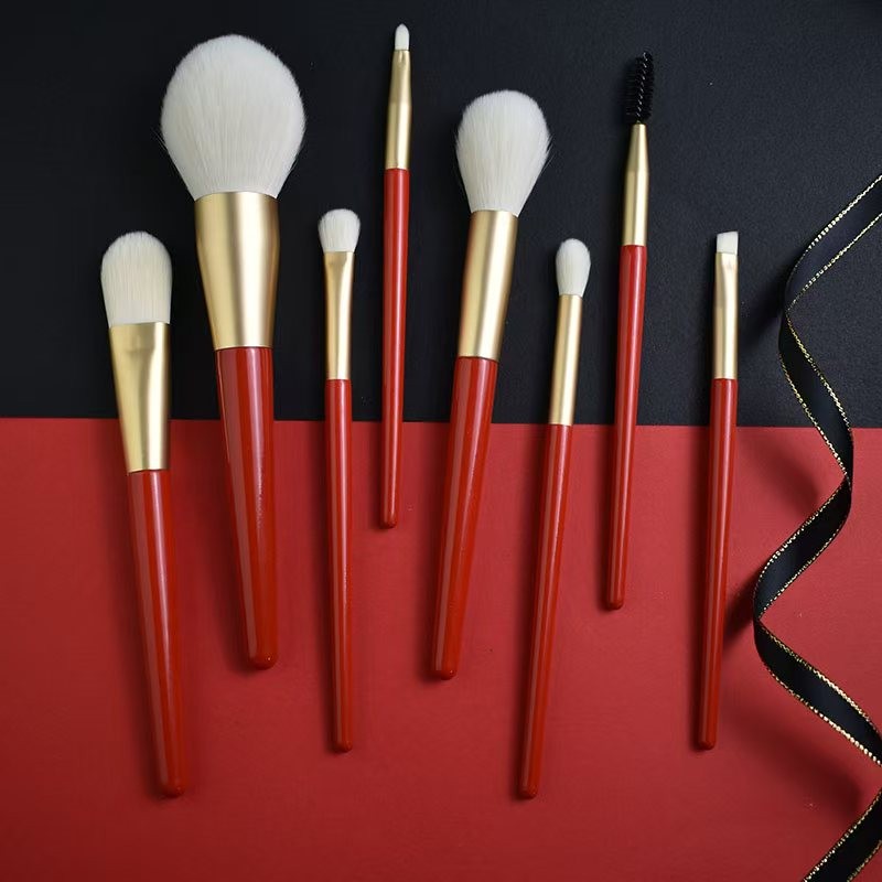 Hot Sale 8pcs Red Gold Makeup Brush Set Portable Soft Round Head Concealer Eye Shadow Blush with Cosmetic Bag Beauty Tools