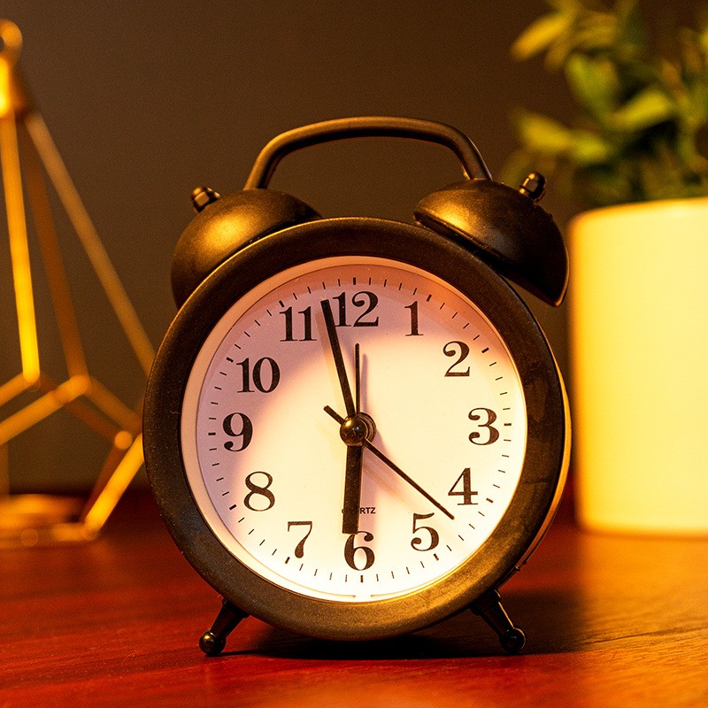 Desk Clock Manufacturer - T108 Classical Small Home Decor Gift