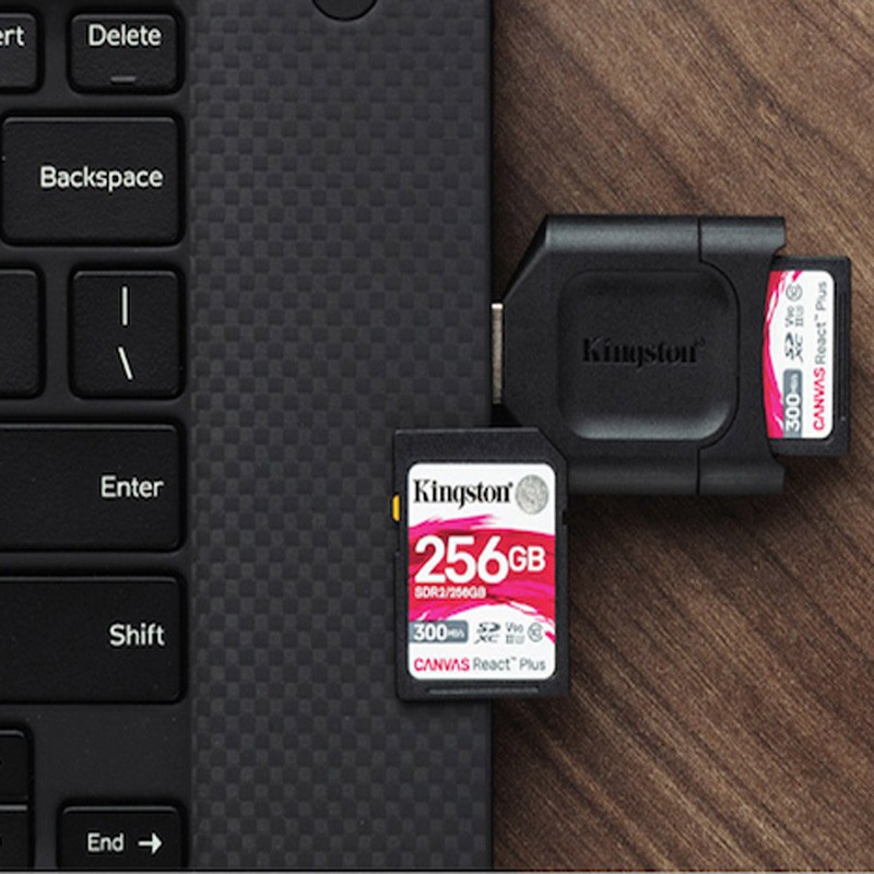 SD Memory Card Factory - Kingston Canvas React 128GB C10