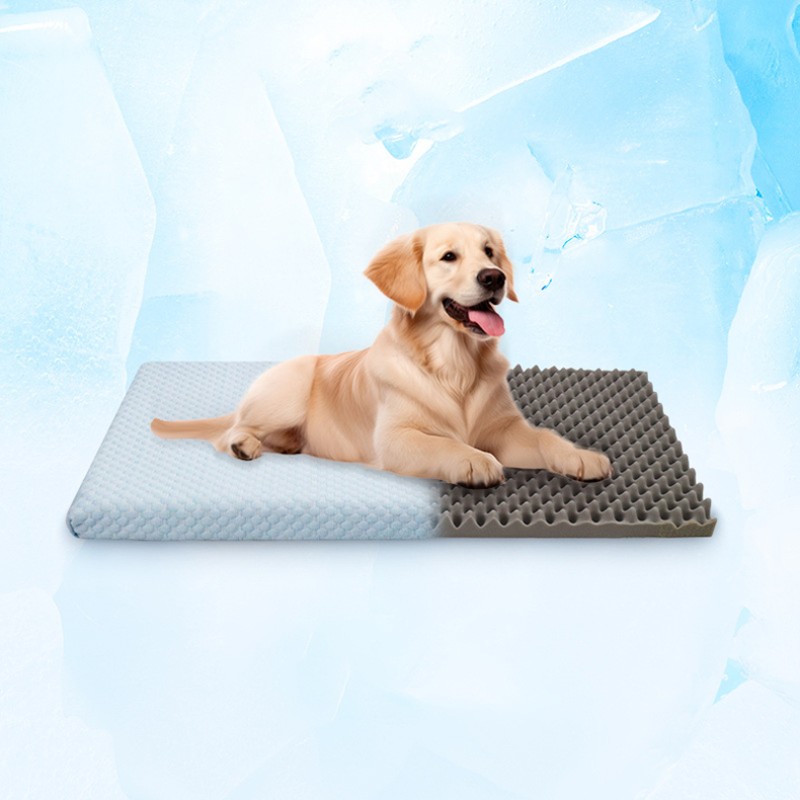 Pet Blanket Factory - Embossed Pet Blanket with Footprints