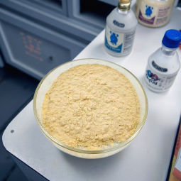 Customizable Organic Fertilizer Low MOQ Chicken Manure Cow Dung Powder Factory Supply for Fermentation and Composting Agent