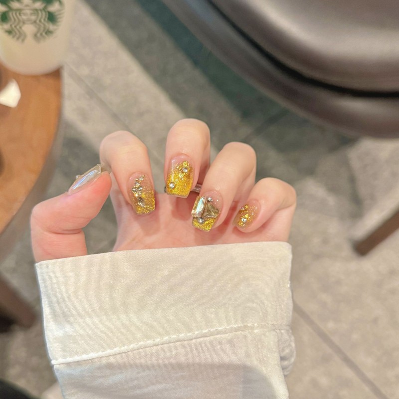 Qiuri Advanced Sense Cat's Eye French Finished Removable Patch Luxury Light Fingertip Application New Style