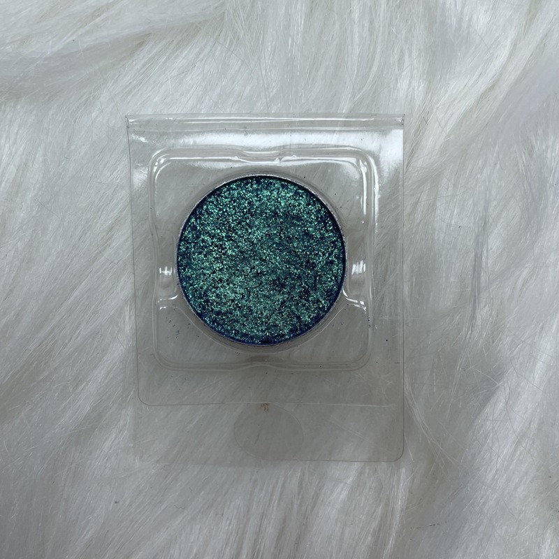 Eyeshadow Pans Manufacturer - OEM Private Label High Pigment 26mm Magnetic Vegan