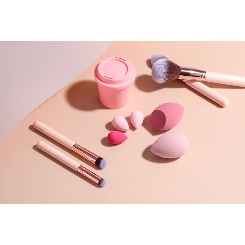 Makeup Brush Set Manufacturer - OEM Custom Logo 50 MOQ 18 Pcs with Sponge Holder