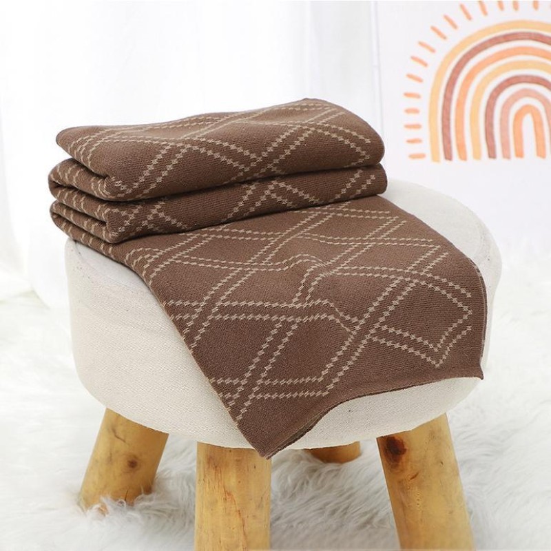 Swaddle Blanket Factory - Knitted Embroidery Colorful Dots