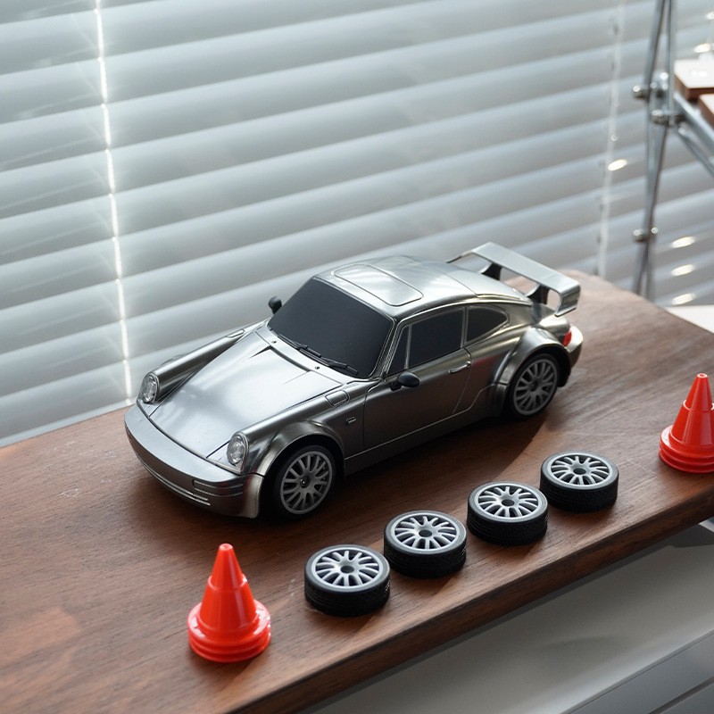 RC Drift Car Manufacturer - OEM Half Scale Remote Control Tail Stunt Racing Light Four Wheel Drive