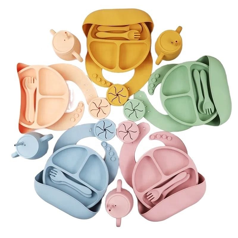 Baby Silicone Feeding Mat Set Manufacturer - Cute Portable with 450ml Bottle