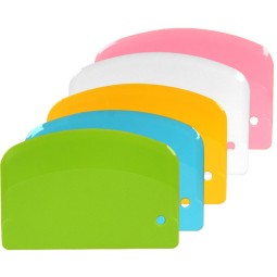 Pizza Cutter Manufacturer - Custom Branding Plastic Pastry Dough Scraper