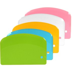 Pizza Cutter Manufacturer - Custom Branding Plastic Pastry Dough Scraper