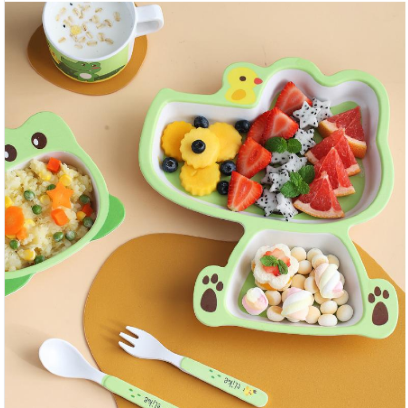 Bamboo Dinnerware Set - Cartoon Animal Design