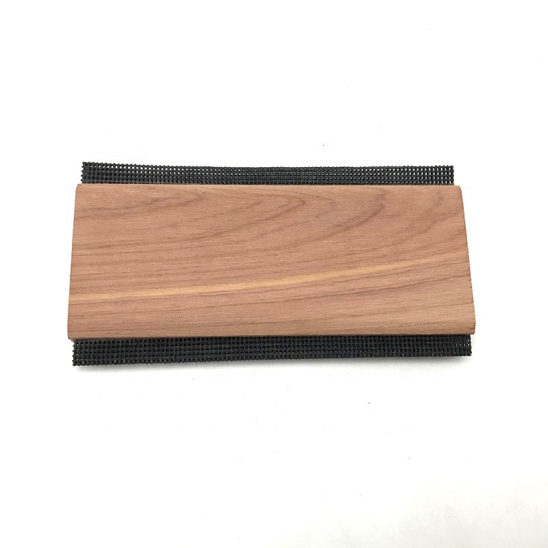 Cedar Wood Comb - Portable Lint Remover