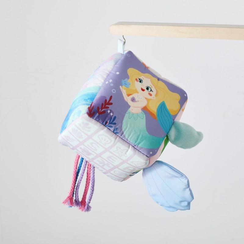 Baby Sensory Toy Manufacturer - CE Certified Tissue Box Soft Fabric Quiet with Mirror Montessori