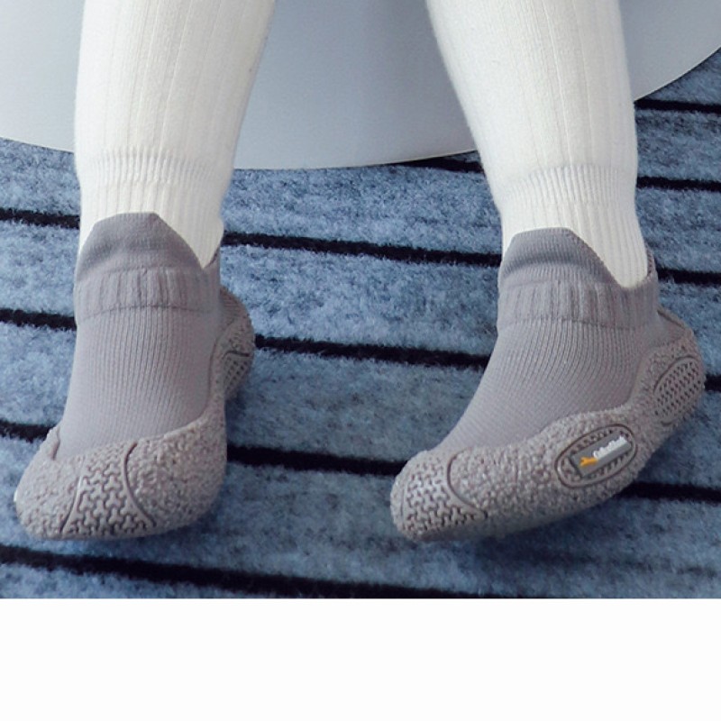 Children Indoor Shoes Manufacturer - Silent Sports Toddler Beach Liquid Latex Sole Baby Sneakers First Walking Yoga