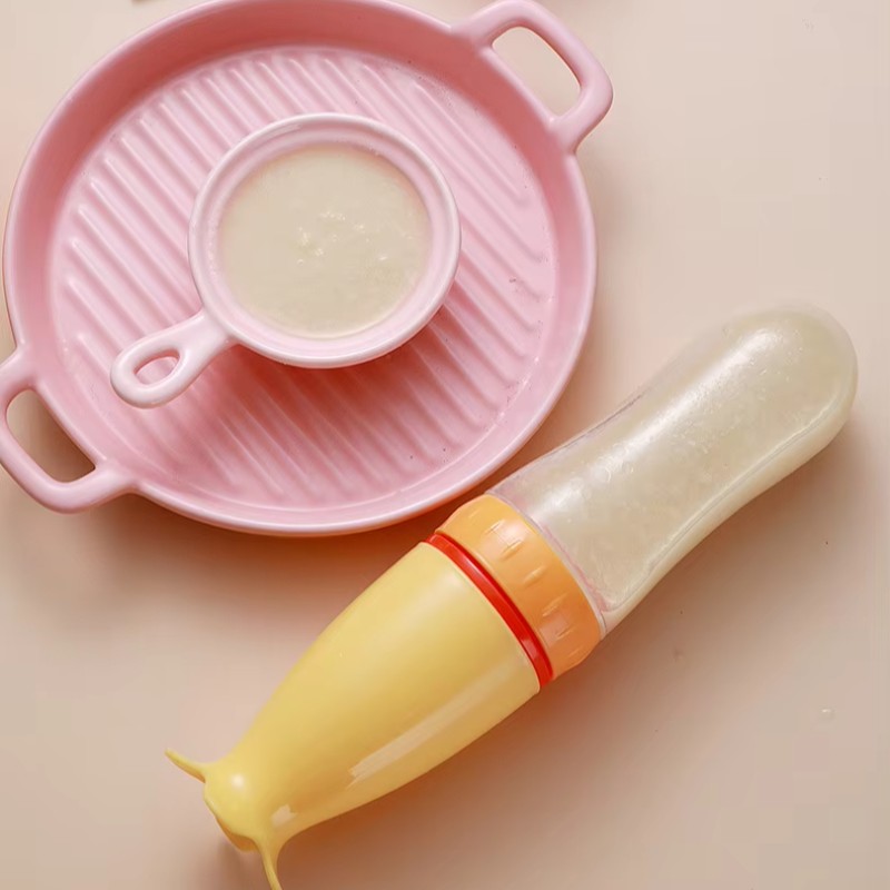 Fruit Feeder - 90ml BPA Free with Spoon