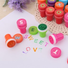 Plastic Stamper Supplier - OEM 26 Letter Animal Smiley Face Seal Stamp