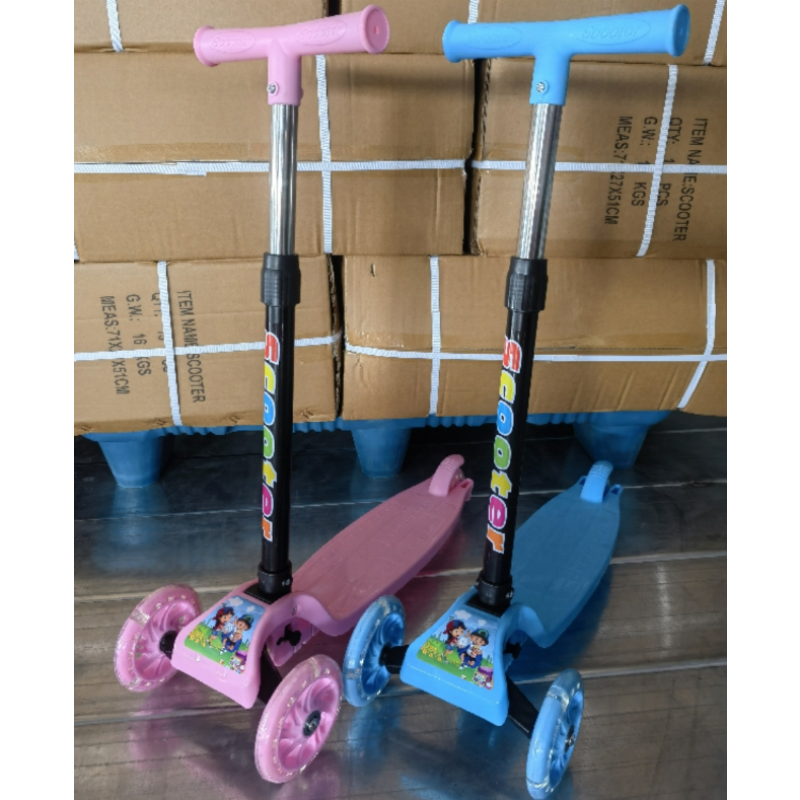 Kids Scooter - Flashing Wheels