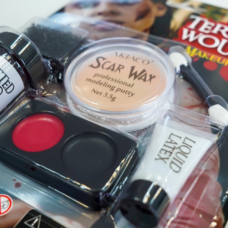 Halloween Makeup - Terror Wound Art