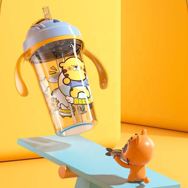 Plastic Baby Training Cup Supplier - OEM Cartoon Cute Apple shaped 300ml with Handle