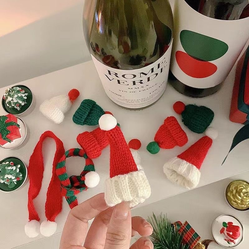 Christmas Bottle Scarf Supplier - Mini Christmas Hat Scarf Doll Decoration Bottle Scarf