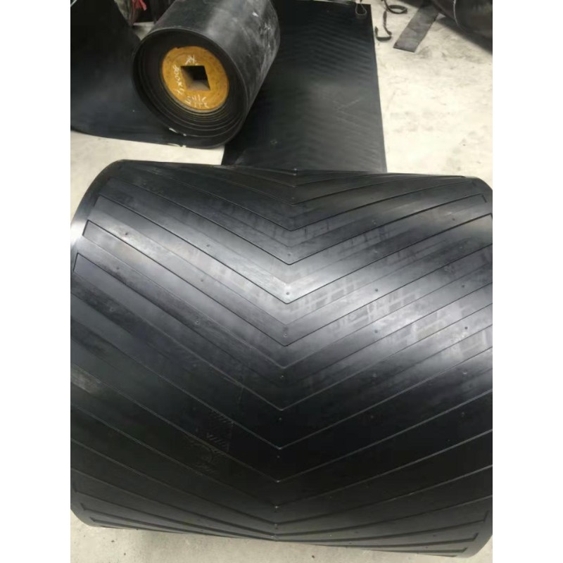 Industrial Conveyor Belt - Coal Ore Transport