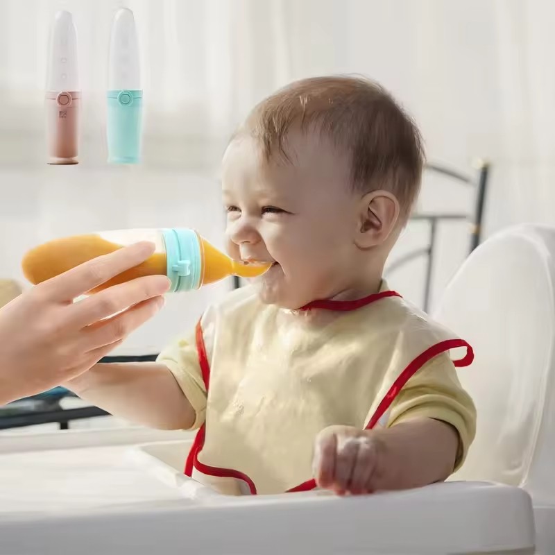 Baby Feeder Manufacturer - Food Grade Silicone Squeeze Bottle with Spoon