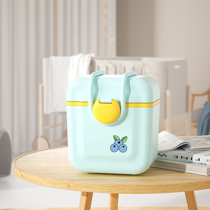 Milk Powder Dispenser - 450ml PP Container with Scoop