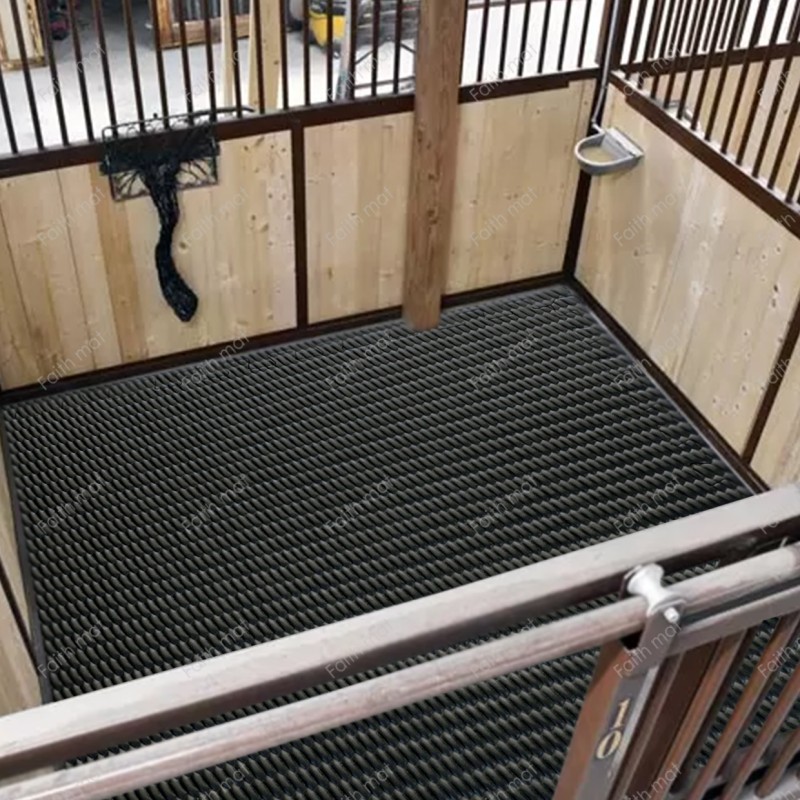 Horse Stable Mat Manufacturer - Teardrop Pattern 100x100cm