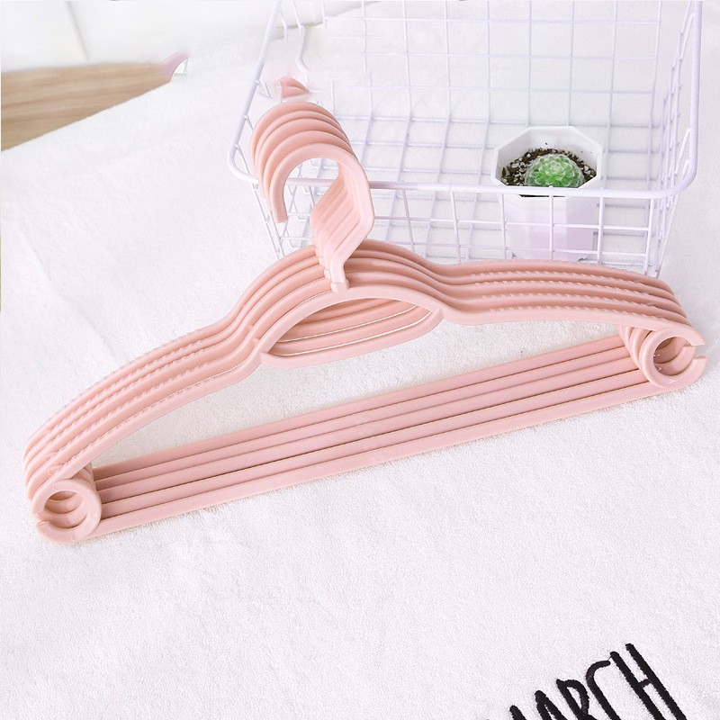 Kids Hanger Manufacturer - Newborn Non-slip