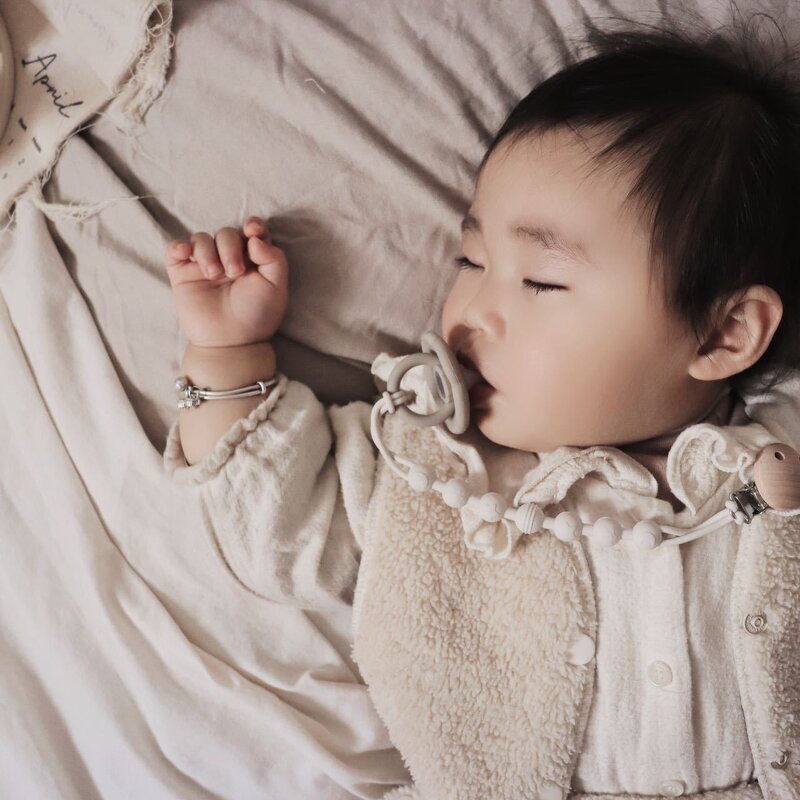 Baby Pacifier Holder Factory - Personalised Silicone Wood