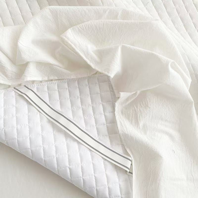 Cotton Bedding Set Factory - Pure Washed with Quilted Skirt