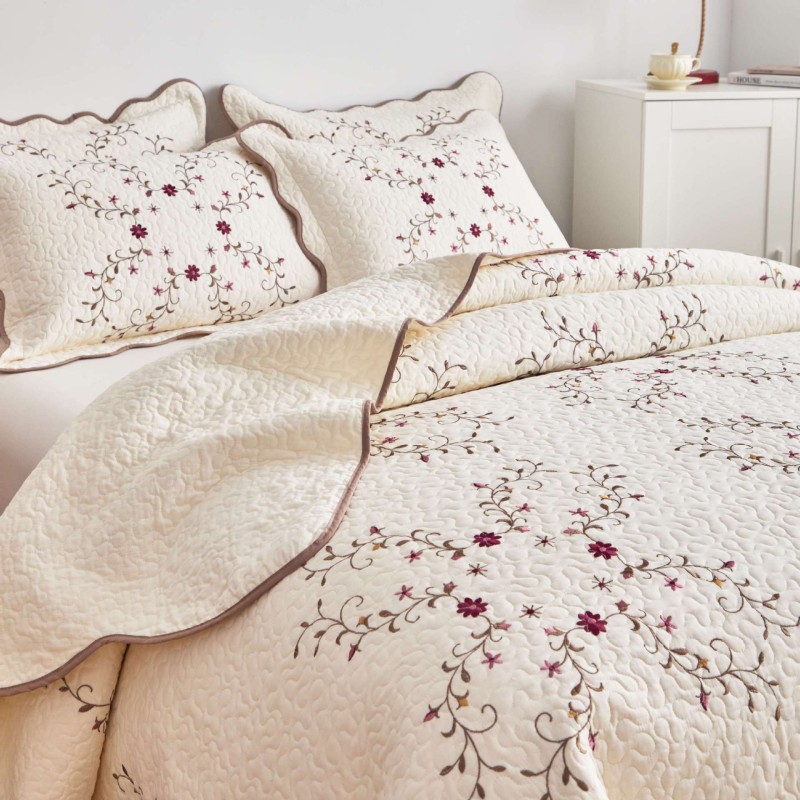 Quilted Quilt Set Factory - Luxury Embroidery Ultrasonic