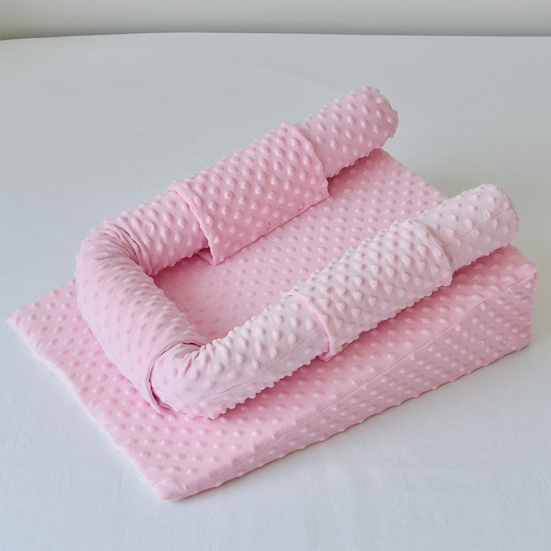 Baby Feeding Pillow Factory - Anti Spitting Sloping Mat