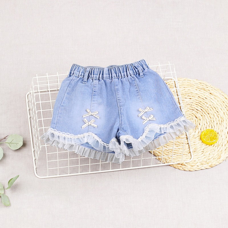 Girls Summer 2024 New Arrival Western Korean Style Versatile Children Summer Wear Thin Denim Shorts with Lace Trendy