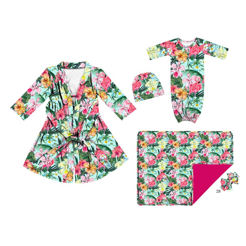 PJA-011 5pcs Pack Pink Floral Mommy & Me Maternity Robe and Matching Baby Set