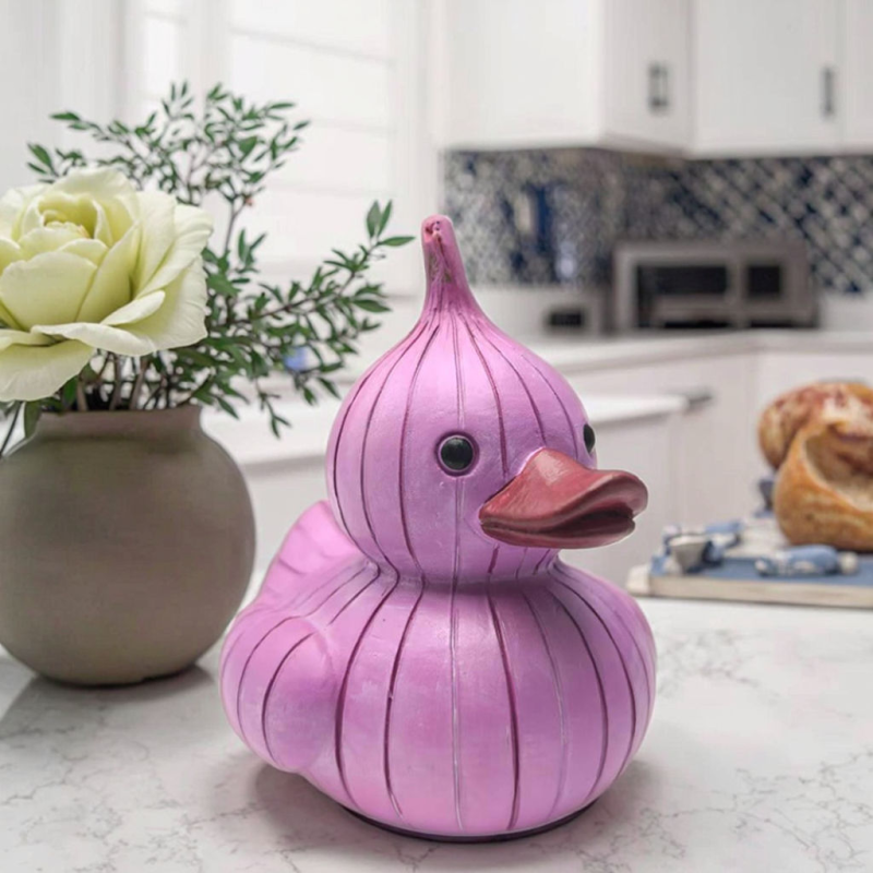 Fantasy Style Eco-Friendly Resin Craft Vegetable Duck Nodding Doll Statue Painted Design Garden Decoration Statue