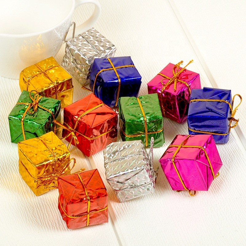 Factory Plastic Other Christmas Decorations Home Outdoor Party Hanging Mini Gift Box Christmas Tree Decoration Set