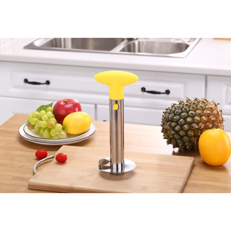 High Quality Kitchen Fruit Tool Stainless Steel Pineapple Revolve Cutter Peeler Pineapple Corer and Slicer Tool