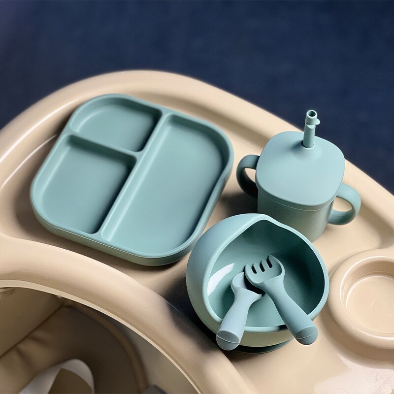 Food-Grade Blue Baby Accessories Set Silicone Plate Set Baby Feeding Silicone Baby Tableware