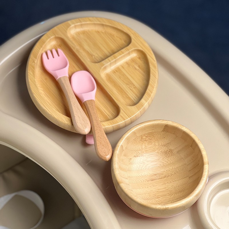 Cheap Baby Food Silicone Divider Plate and Bib Wooden Suction Silicone Baby Plate