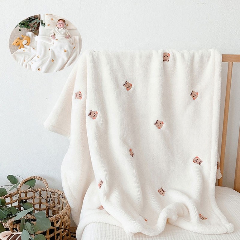 Winter Fluffy Blanket Embroidered Wool Animal Pattern Blanket Newborn Soft Swaddle Blanket Children Baby