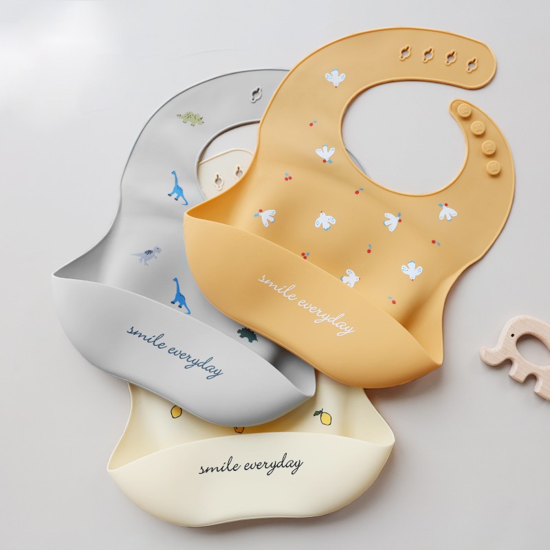 Wholesale Custom Food Grade BPA Free Adjustable Soft Waterproof Silicone Baby Bib