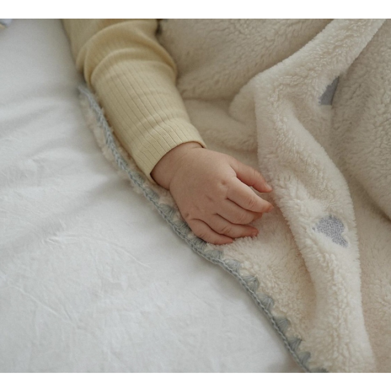 Winter Fluffy Blanket Embroidered Wool Animal Pattern Thick Blanket Newborn Soft Swaddle Blanket Children Baby