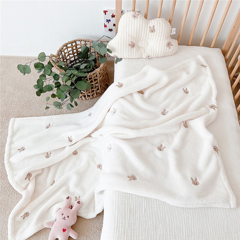 Winter Fluffy Blanket Embroidered Wool Animal Pattern Blanket Newborn Soft Swaddle Blanket Children Baby