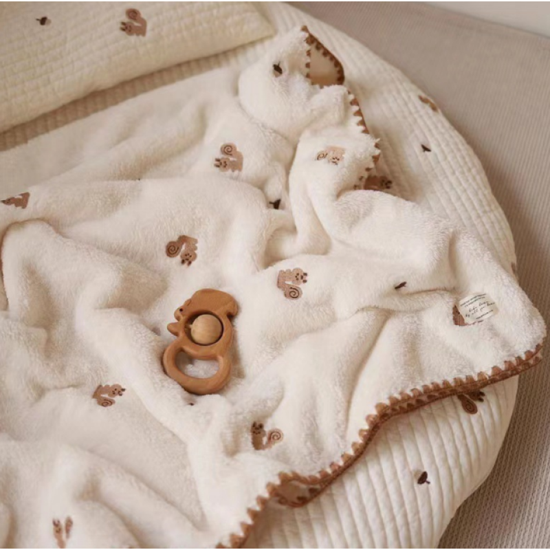 Winter Fluffy Blanket Embroidered Wool Animal Pattern Thick Blanket Newborn Soft Swaddle Blanket Children Baby
