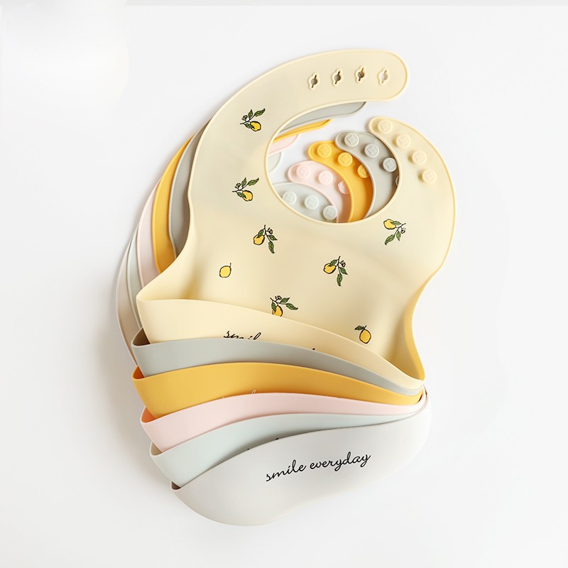 Wholesale Custom Food Grade BPA Free Adjustable Soft Waterproof Silicone Baby Bib