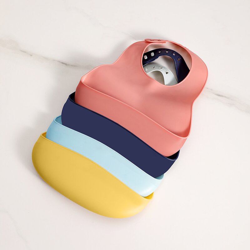New Adjustable TPR Bib for Infants and Toddlers BPA-Free Soft Durable Large Pocket Food Catcher New Material Waterproof Bib